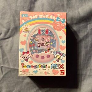 Tamagotchi Dream Mix ver. 20th Anniversary